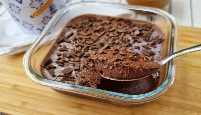 Mousse de Chocolate Aerada para Rechear Bolos ou Fazer de Sobremesa