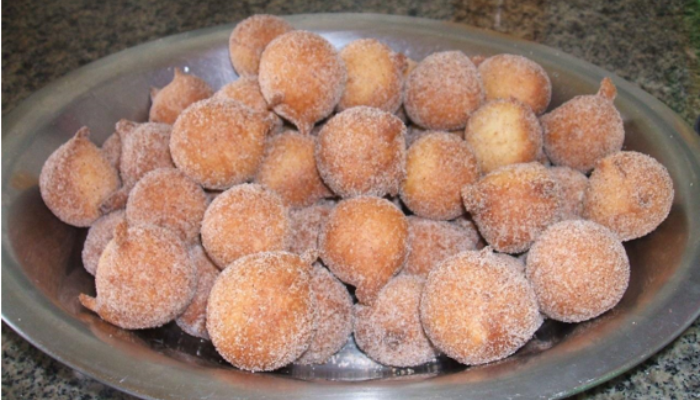 Bolinho de Chuva Com Um Ovo